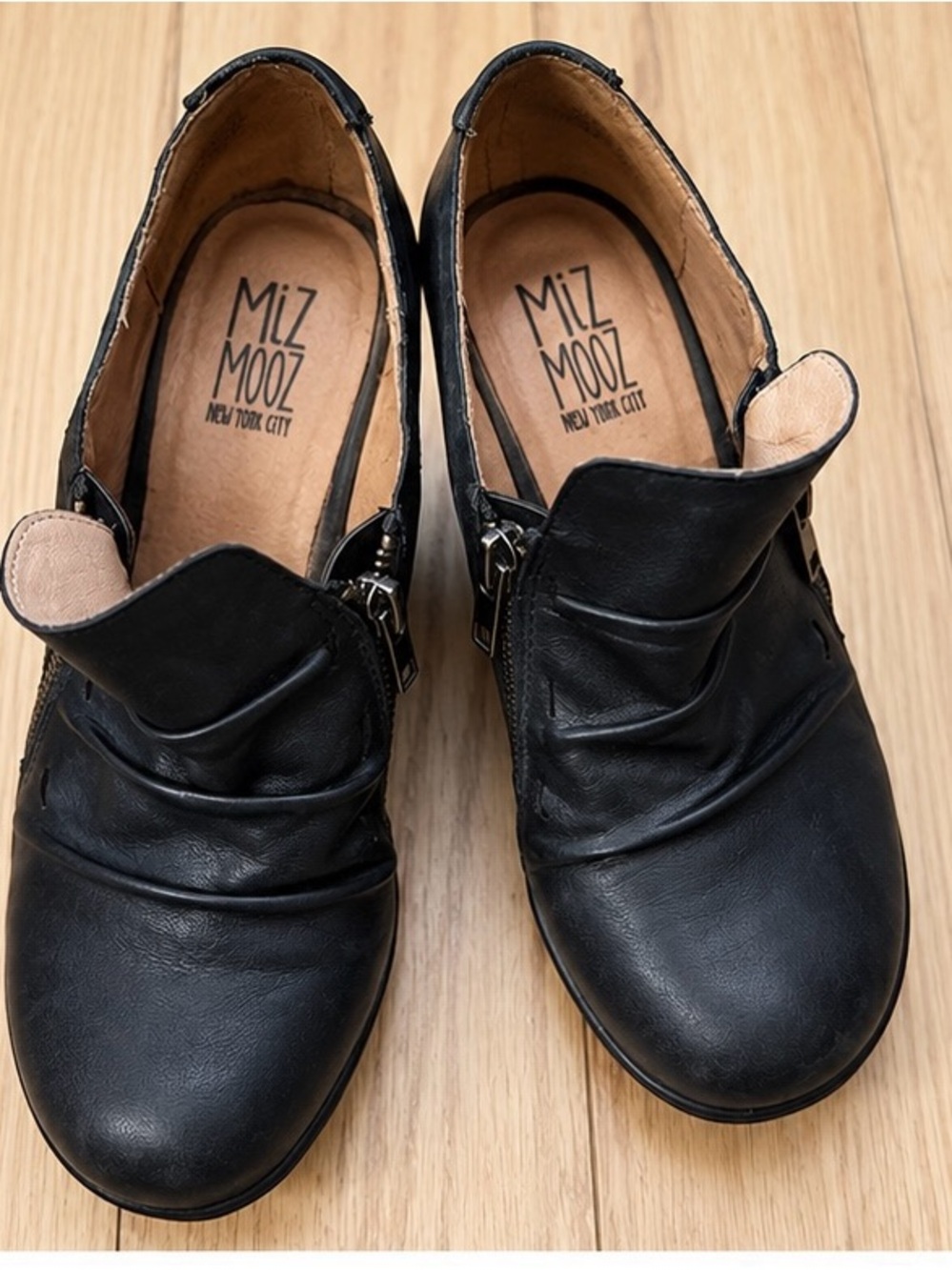 🚨Miz Mooz Tanika Black Leather Wedge Ankle Booties Side Zip  Shoes EU 40/9